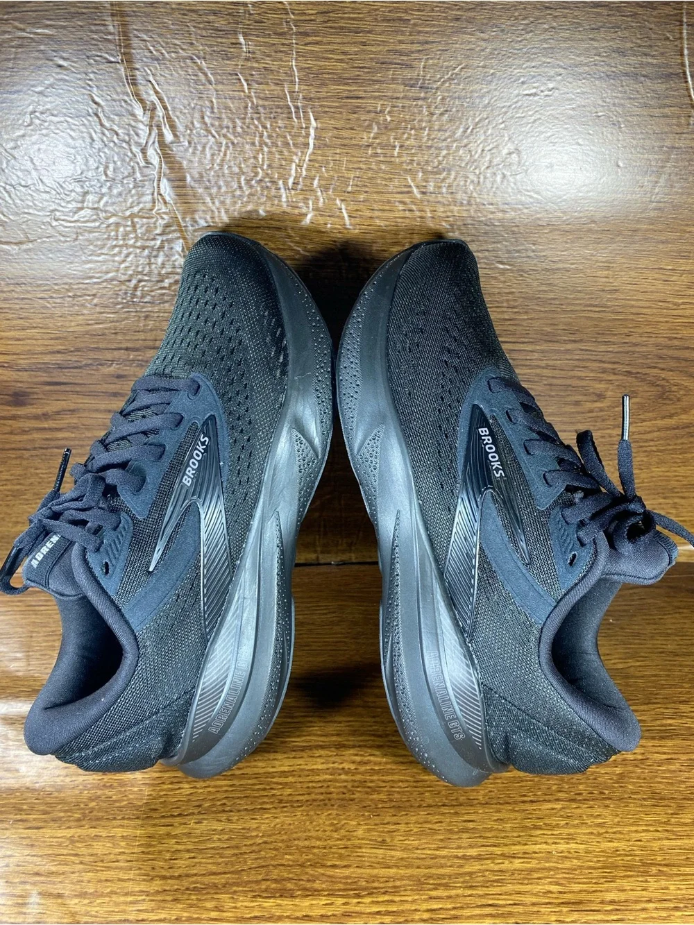 Brooks Adrenaline GTS 24 women’s shoe size 7